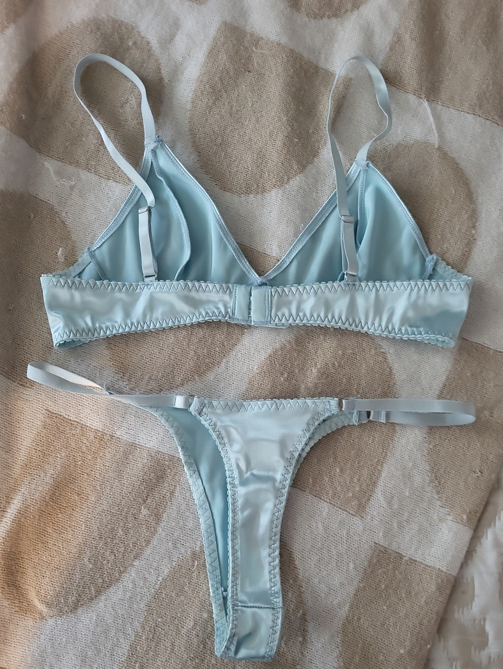 🩵NWOT Pretty Light Blue Satin Bralette & Thong Lingerie Set - Picture 2 of 2